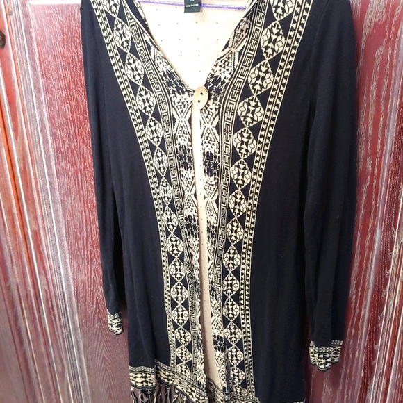 Woman's hooded sweater - Picture 1 of 2